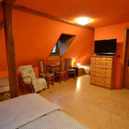 Gasthof 23 Brtníky